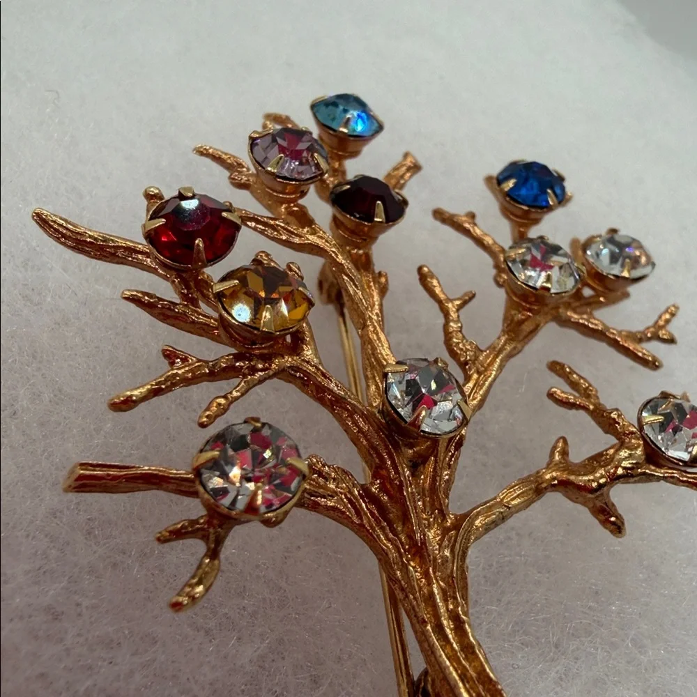 Sarah Coventry vintage tree